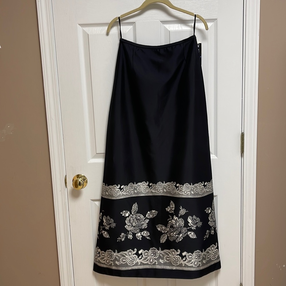Kay Unger Black Maxi Skirt with Silver Floral Border